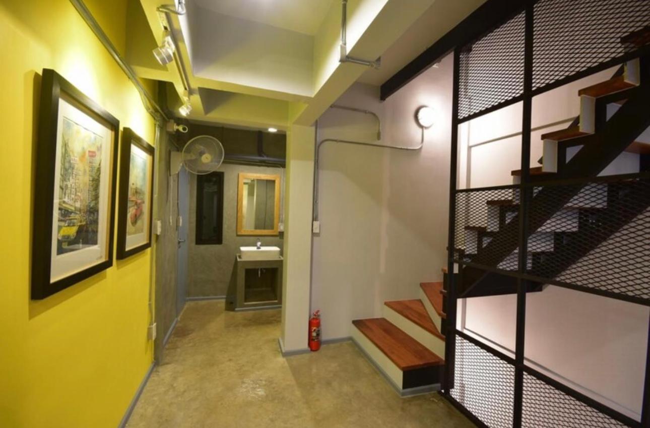 Bangkok Silom Chat Box Hostel Extérieur photo