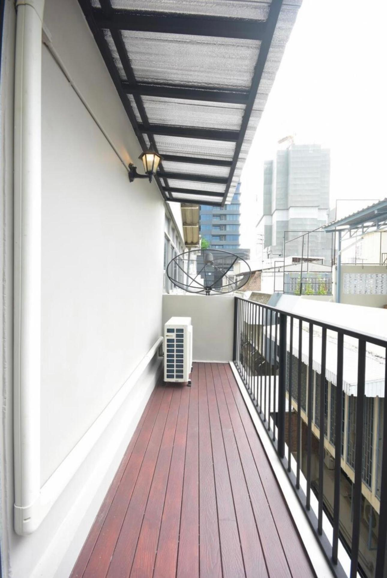 Bangkok Silom Chat Box Hostel Extérieur photo