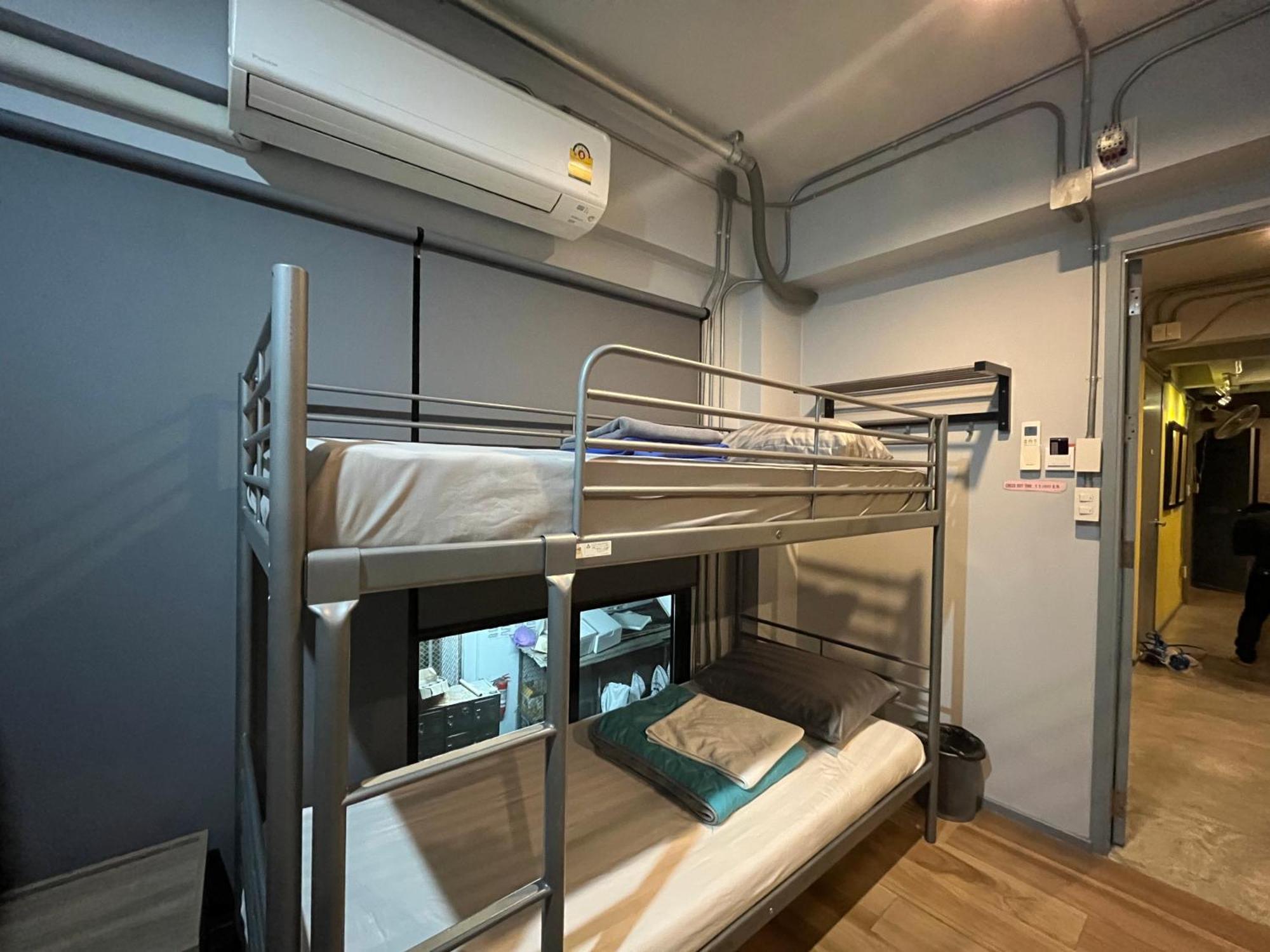 Bangkok Silom Chat Box Hostel Extérieur photo