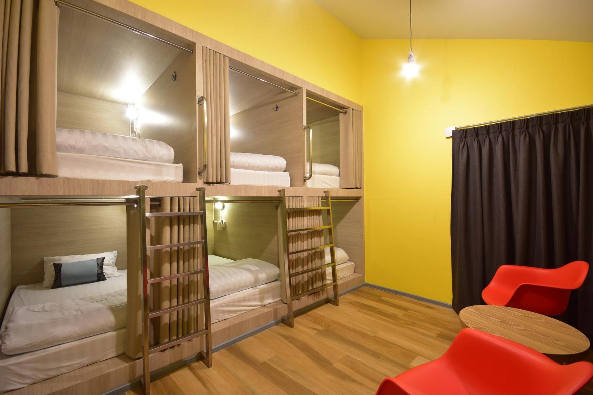 Bangkok Silom Chat Box Hostel Extérieur photo