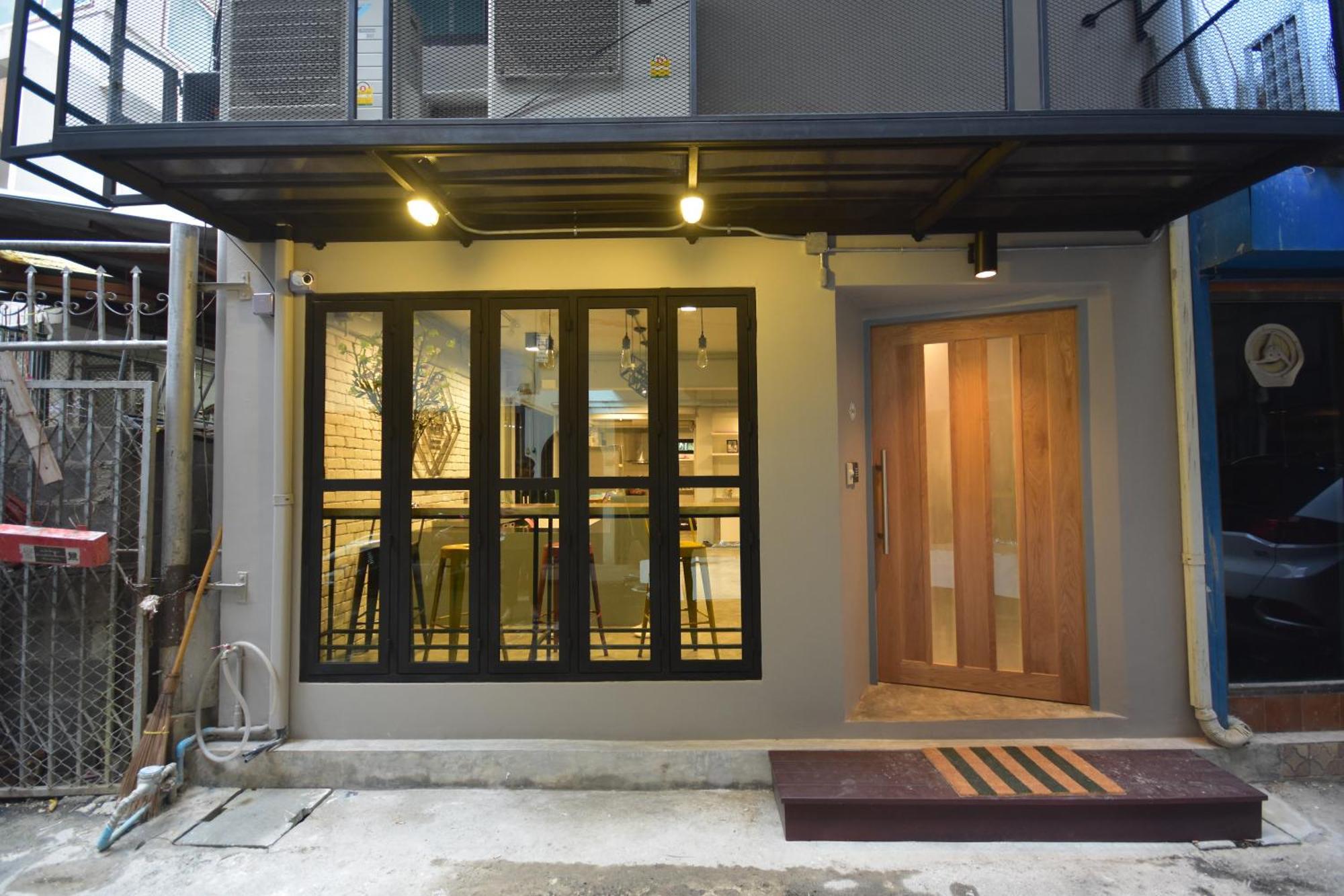 Bangkok Silom Chat Box Hostel Extérieur photo